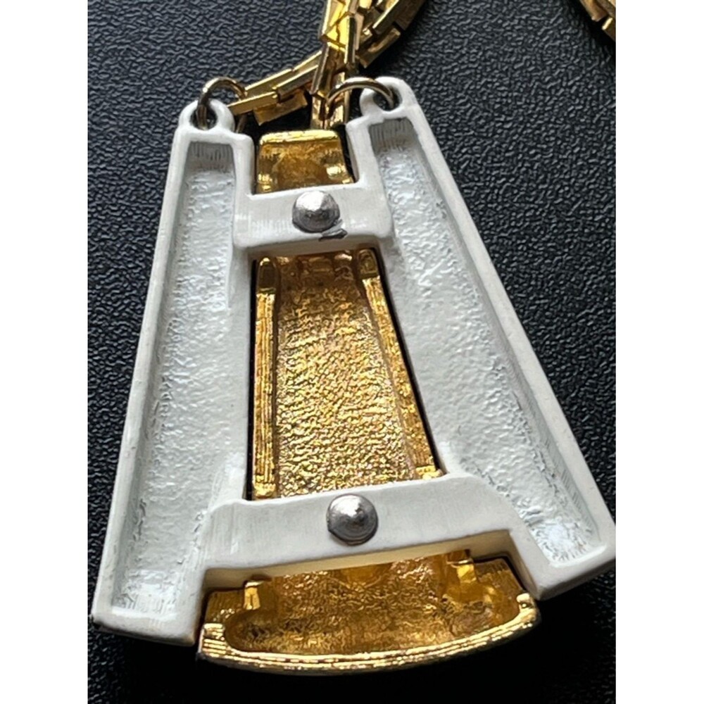 Vintage 1980s Modernist Geometric Shield Pendant Necklace - Picture 4 of 5